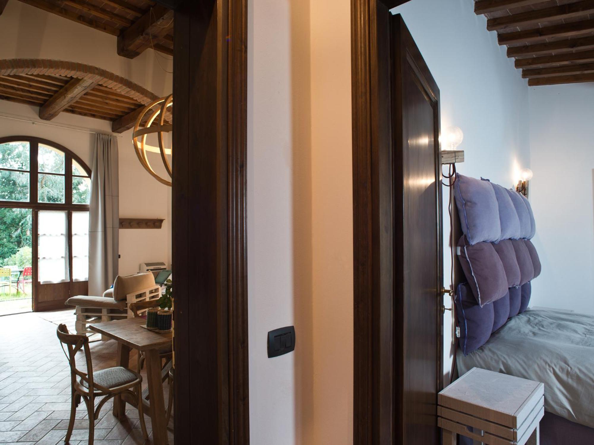 San Ruffino Apartments Lari Exterior foto