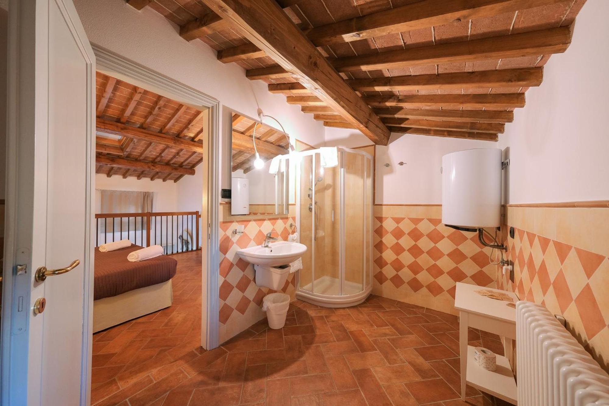 San Ruffino Apartments Lari Exterior foto